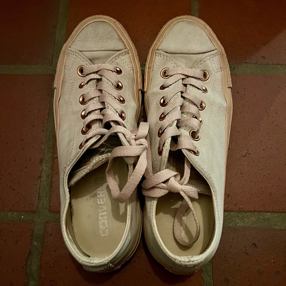 Pink suede rose gold converse women’s 6.5